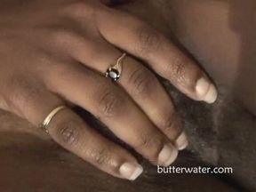 Cinnamon Delight - solo pussy play by thick ass black college student
