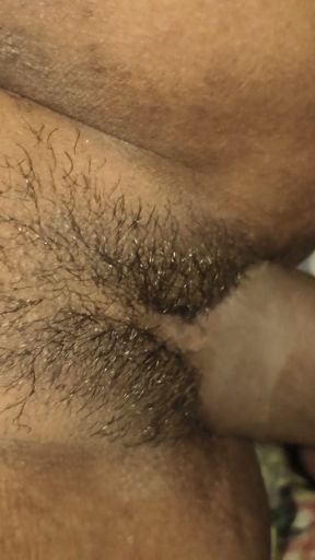 Fucked sister-in-law hard and squirted water into her pussy.   Clip 1