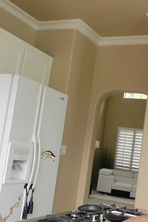 Skylar Valentine Doesn't Want Fall In Love She Just Wants To Fuck You!