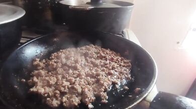 TUTORIAL ON HOW TO COOK WITH MY HOT COLOMBIAN STEPSISTER ( SEXUAL ENDING ) - ANDREANDVICTOR