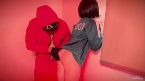 Squirt Game - Bella Hentaigirl