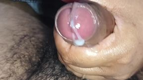 Sister-in-law did brother-in-law&#039;s masturbation in the room