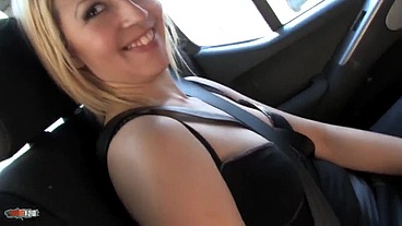 Young arab slut Nyl Bahia b. outdoor Anal fucking