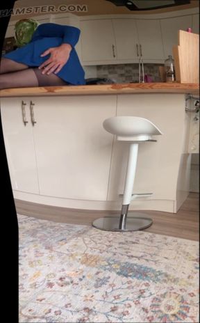 Fat big butt or thin small butt? Watch and decide.