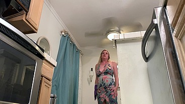 Stepmom is horny and stuck in the dishwasher