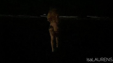 embarquei numa aventura nas praias de Santos, onde fui dar pela primeira vez pro moreno dotado da transbrazil e claro que ele me fodeu gostoso no pelo leitando tudo dentro da minha cuceta rosada