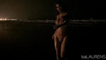 embarquei numa aventura nas praias de Santos, onde fui dar pela primeira vez pro moreno dotado da transbrazil e claro que ele me fodeu gostoso no pelo leitando tudo dentro da minha cuceta rosada