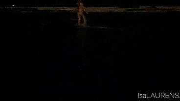 embarquei numa aventura nas praias de Santos, onde fui dar pela primeira vez pro moreno dotado da transbrazil e claro que ele me fodeu gostoso no pelo leitando tudo dentro da minha cuceta rosada