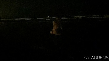 embarquei numa aventura nas praias de Santos, onde fui dar pela primeira vez pro moreno dotado da transbrazil e claro que ele me fodeu gostoso no pelo leitando tudo dentro da minha cuceta rosada