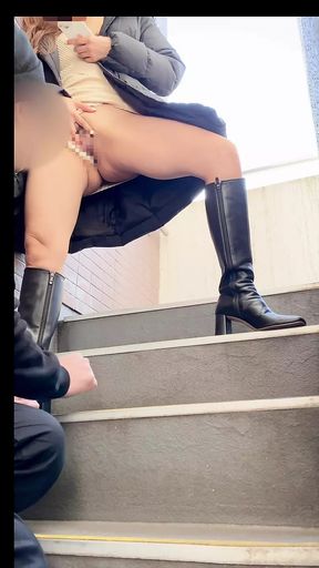 Amateur Femdom Calls a Man to a Fire escape and Makes Him Cunnie While Standing.