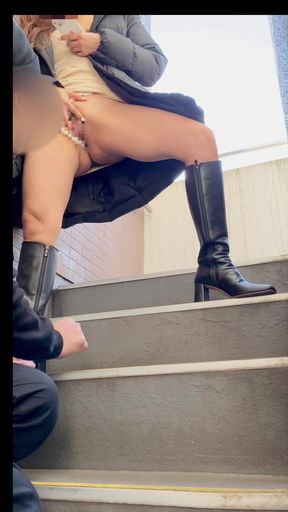 Amateur Femdom Calls a Man to a Fire escape and Makes Him Cunnie While Standing.