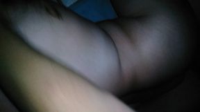culeando de lado con mi novia