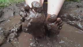 Muddy Feet Masturbation