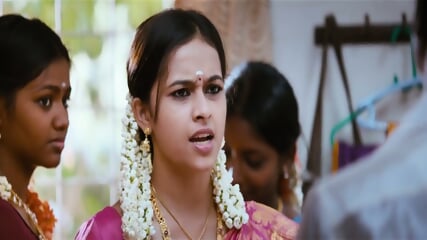 Varuthapadatha Valibar Sangam (2013) [Tamil - 720p Proper TRUE HQ HDRip - x264 - DD5.1 (192 Kbps) - 1.5GB]