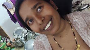 Indian desi Devar and bhabhi full Hindi romantic video - bhabhi showing boobs and pussy.