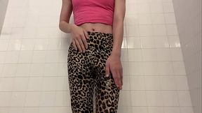 Sissy in leopard print wets herself