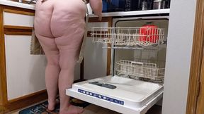 big butt milf loads the dishwasher