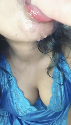 Desi Girl Sucking A Dildo