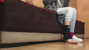 CLUMSY JENNY SPRAINED ANKLE AGAIN! - MOV Mobile Version