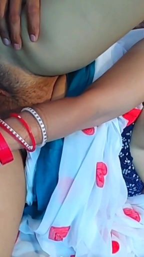 Bhabhi ko ladke ne new shadi Gift de kar choda   Clip 1
