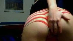 I am a fresh faced chick and I love showing off my well-formed ass