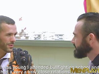 Pretty costumed hunk Denis Vega fucked doggystyle outdoor