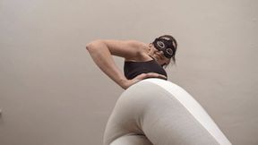 I turn you into my human saddle (small version)