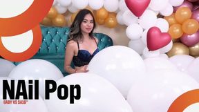 Gaby Tease & Nail Pop White 16" - 4K