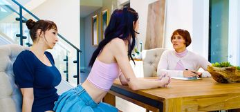 Rush Strapon Session Before Social Worker Arrives