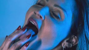 Do You Feel Addicted to My Feet?