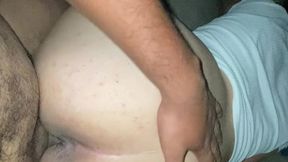 La vecina pide azúcar &mdash;  le doy mi verga