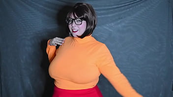 Velma Striptease