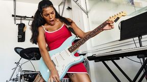Nice banging scene featuring hot lady named Maya Farrell
