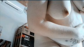 Nicoletta's big belly and juicy hairy pussy 4K