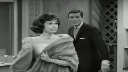 Dick Van Dyke S01E01 (The Sick Boy and the Sitter)