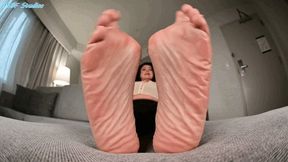 Sexy new Latina Cougar! Mature thick wrinkly soles! Pt 3 - MP4