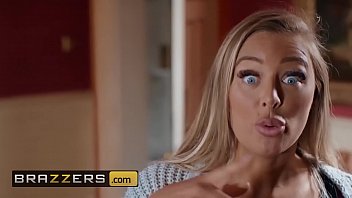 (Kiki Minaj, Danny D) - Nude To The Neighborhood - Brazzers