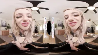 Blonde babe Harmony Rivers fucks you to make a good impression