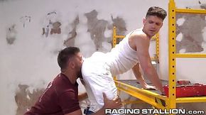 Hot Hunks Put Drywall Stilts To The Test, Bang & Suck