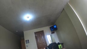 mi hijastro me saca fotitos sexies para mi pagina y yo a cambio le enseno como masturbarse (no intro)