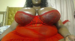 BBW Bouncing Her Tits