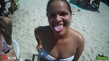 Fim de semana de muita far putaria na praia - Luna Oliveira - Paola Gurgel - Aniaty Barboza - Melissa Alecxander - Paty Bumbum - Fada Mel - Belfort - El Toro De Oro - Binho Ted - Roberto Alecxande