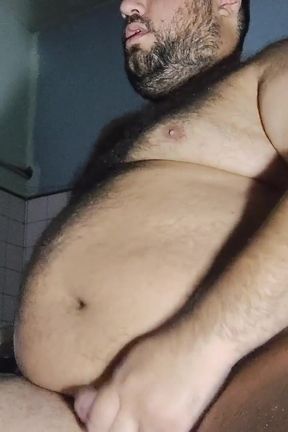 Fat Pig Keep Eating, Get Fatter