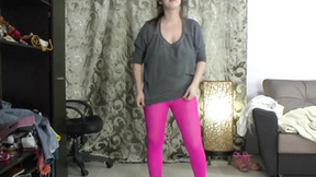 GF's workout turns into a solo session
