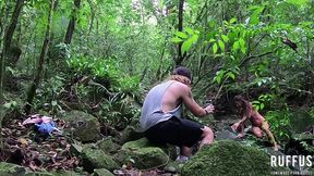 vagabunda fode gostoso em publico na trilha sem preservativo - ana rothbard