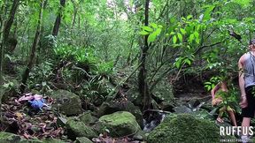 vagabunda fode gostoso em publico na trilha sem preservativo - ana rothbard