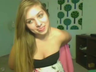 Joyful webcam scene with a chubby teen fingering her coochie