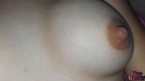 video casero con mi hermanastra me deja tocarle sus tetas virgenes, terminamos follando