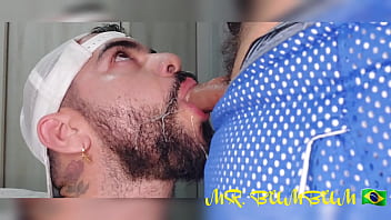 DEP&Oacute_SITO DE PORRA VICIADO EM LEITE DE MACHO PARTE 2