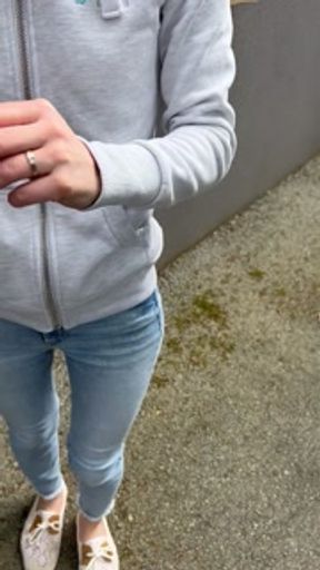 after a collision in a parking lot she makes amends by sucking my cock but the police arrive to inte